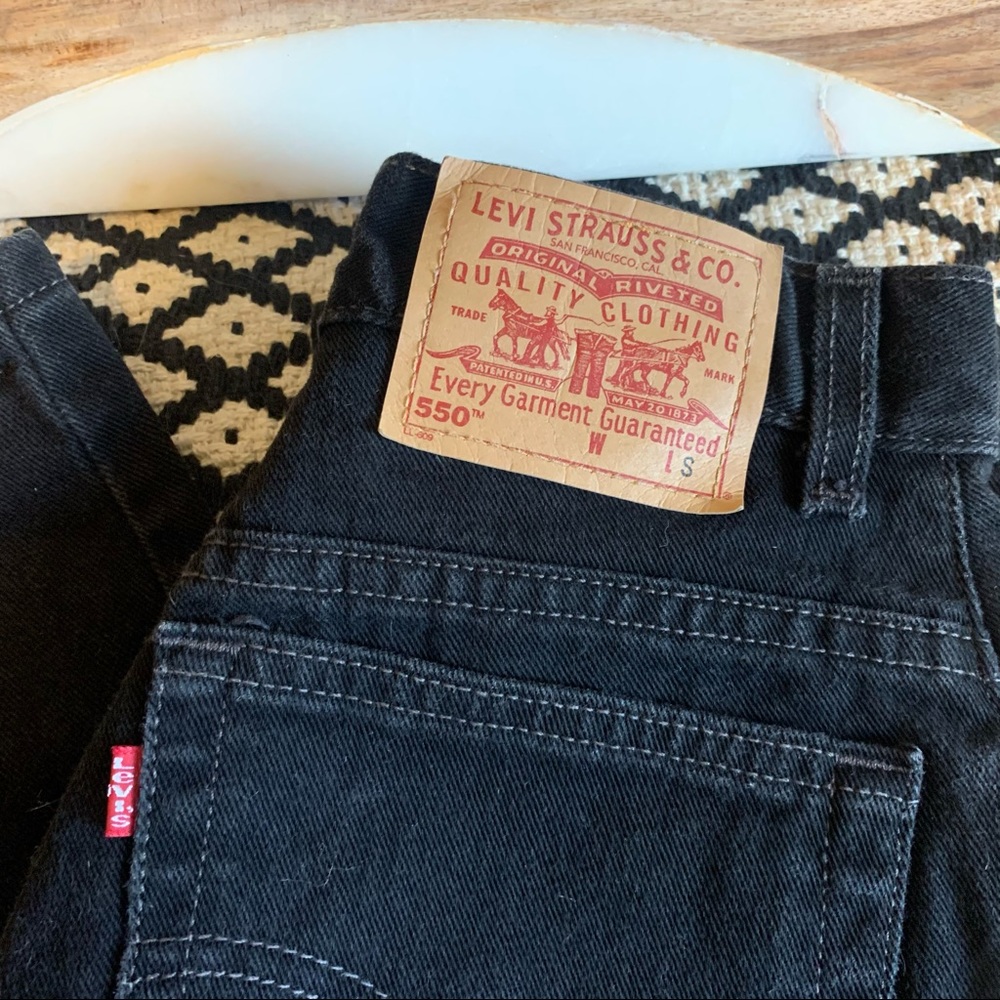 Vintage Levi’s 550 Relaxed Fit - Picture 4 of 10